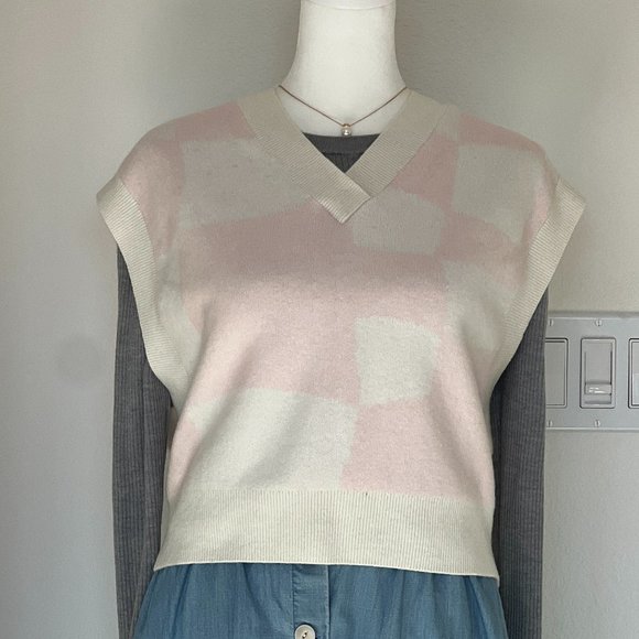 & OTHER STORIES Check Wool Blend Sweater Vest In Pink Jaquard - Picture 4 of 11